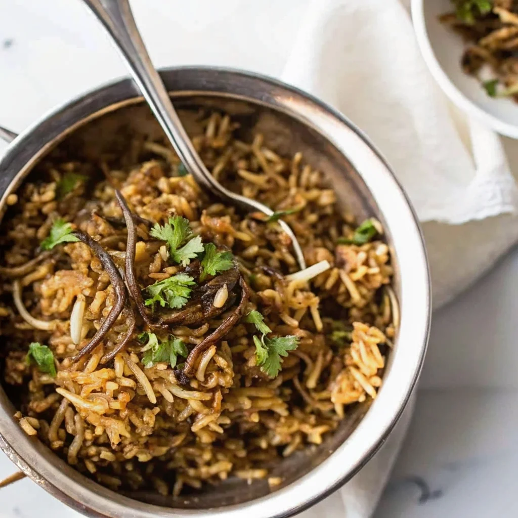 Easy Mejadra recipe - Middle Eastern spiced lentil and rice