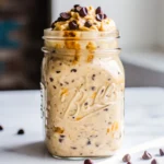 Easy cookie dough overnight oats – healthy, no-cook breakfast with chocolate chips and almond butter